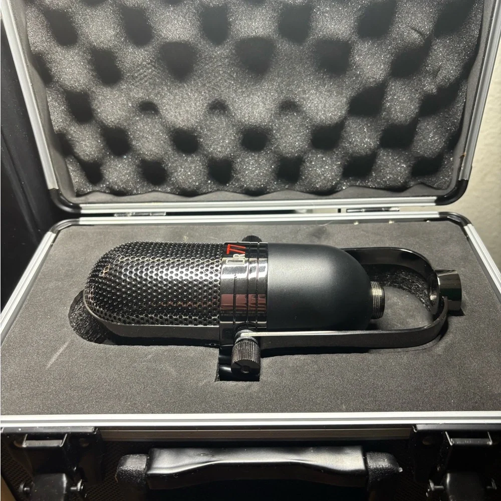 Black and Silver Microphone
